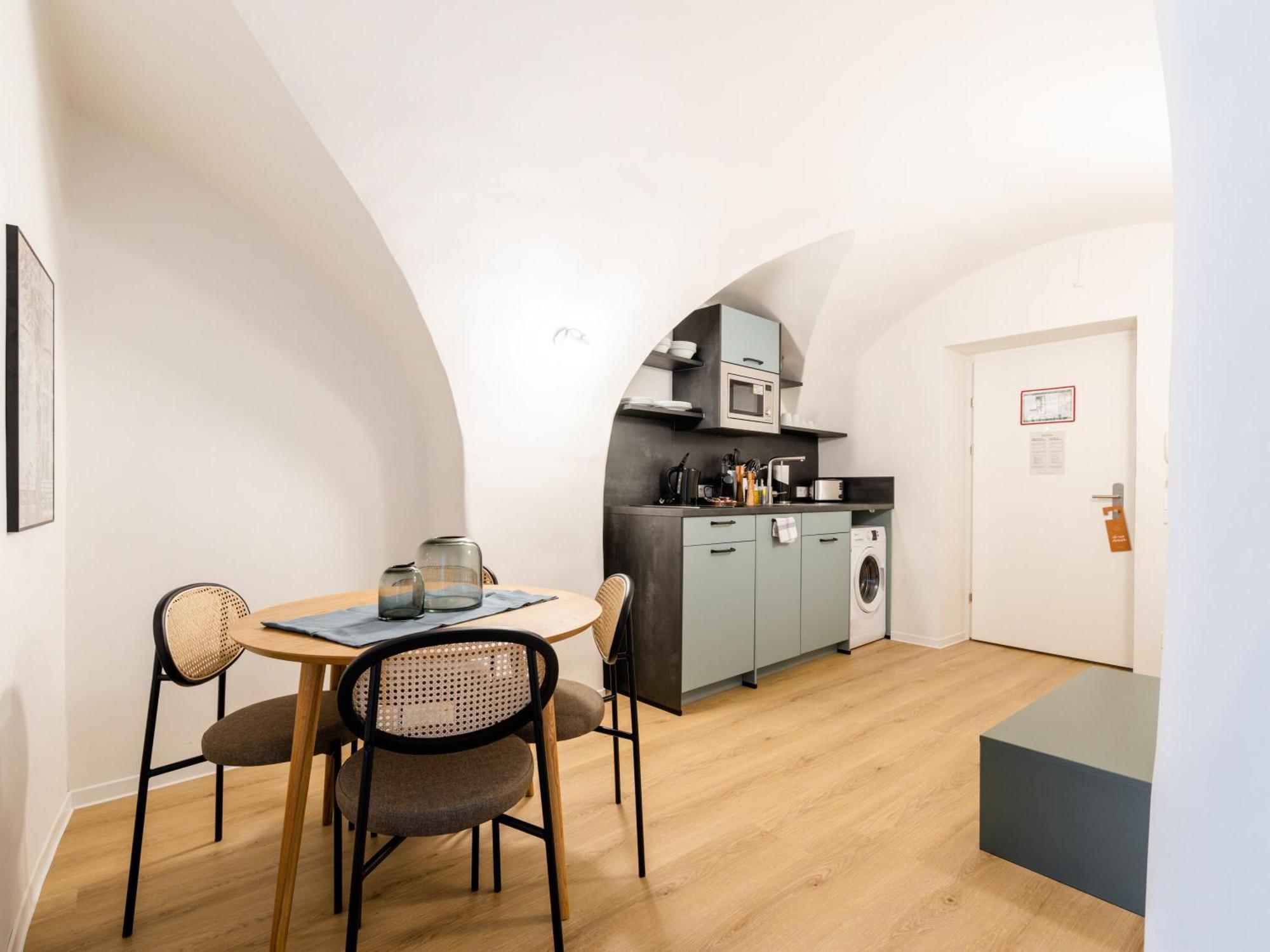 Limehome Klagenfurt Goessgasse Klagenfurt am Woerthersee Ruang foto